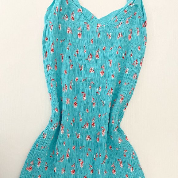Dresses & Skirts - Smocked Floral Mini Dress